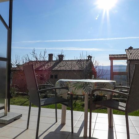 Apartments Pino Rabac Bagian luar foto