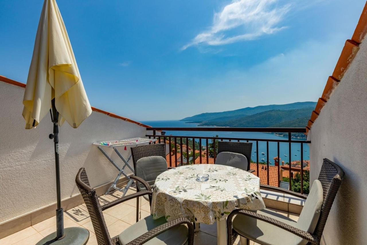 Apartments Pino Rabac Bagian luar foto
