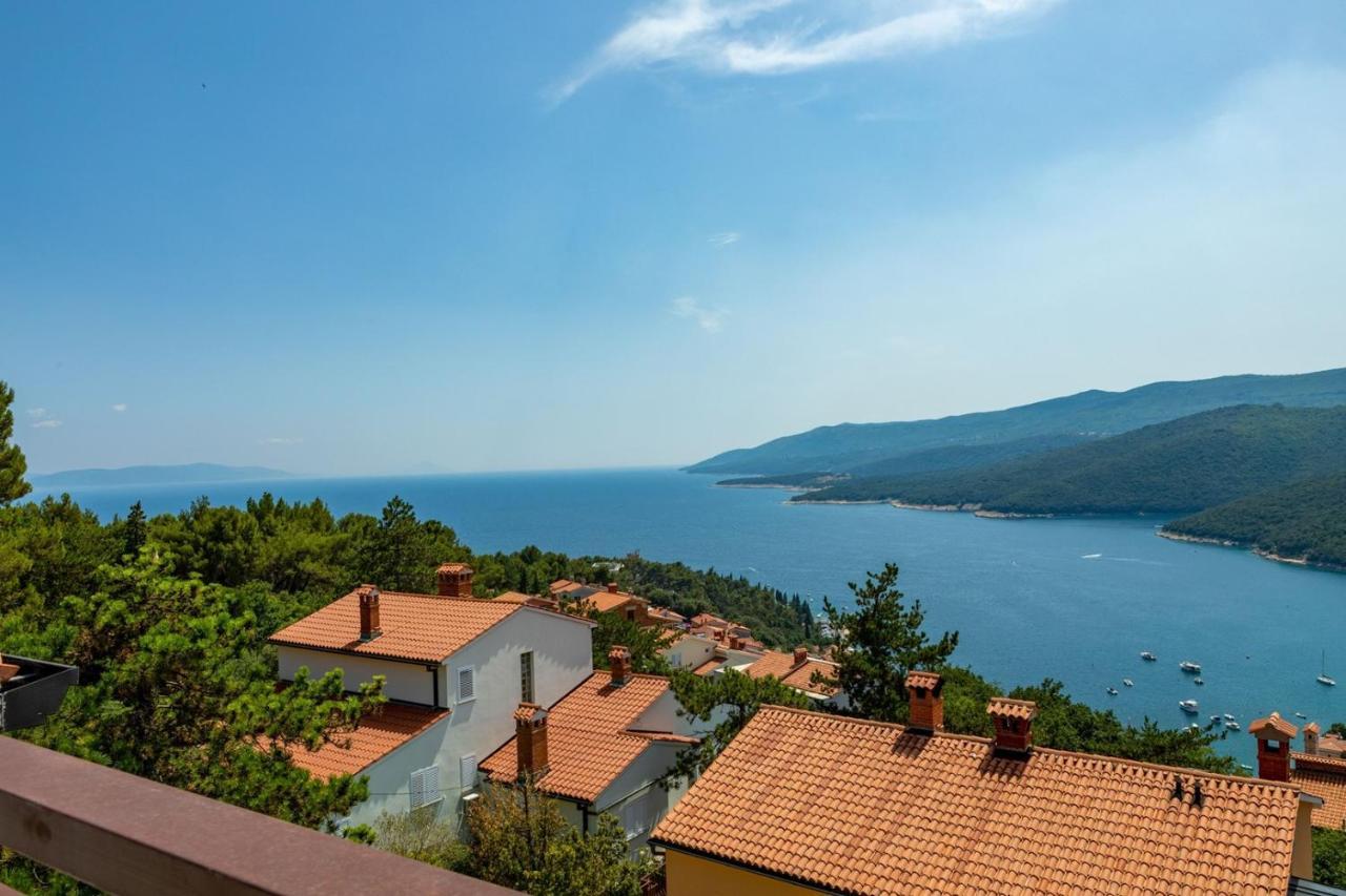 Apartments Pino Rabac Bagian luar foto